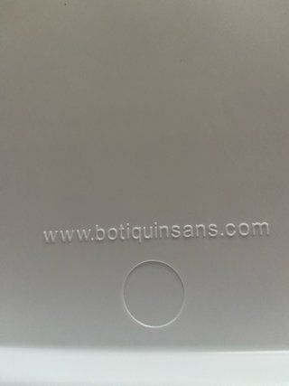 Caja de botiquín Umivale Activa Esta vacia.