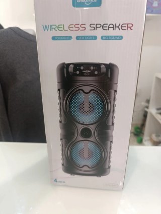 Altavoz Bluetooth GREATNCE Portátil LED Sonido