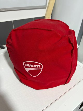 Casco Arai Ducati