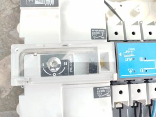 Conmutador Automático Socomec 100A Trifásico