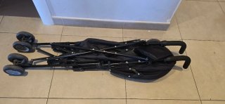 Silla de paseo ligera negra