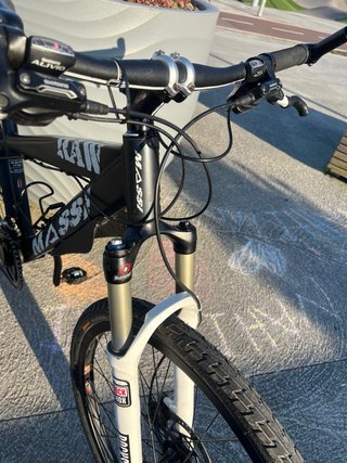 Bicicleta Massi RAW Negra