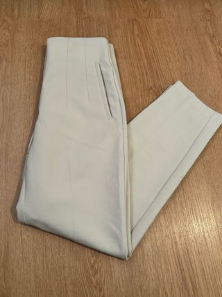 Pantalón beige de vestir