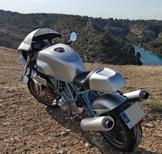 Ducati 900SS Cafe Racer restomod 1978