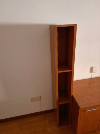 Mueble TV madera con vitrina y estantería