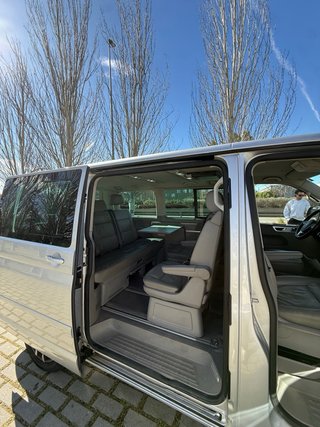 Volkswagen Multivan 2012