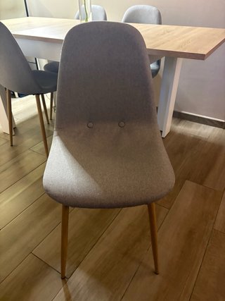 Mesa comedor extensible con 4 sillas