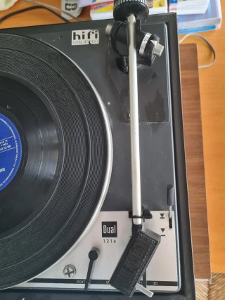 Tocadiscos y amplificador Dual