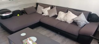 Sofá modular gris y blanco