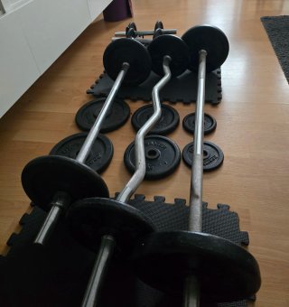 Kit Gimnasio 64kg: 3 Barras y 2 Mancuernas