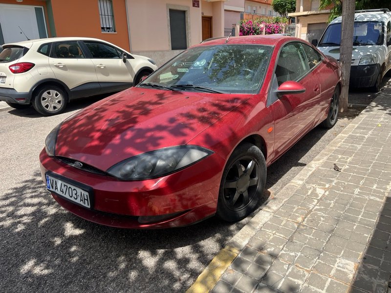 Ford Cougar 1998 - foto 1