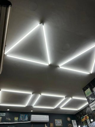 Servicios de electricidad y aire acondicionado.