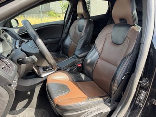 Volvo V40 2013