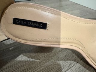 Sandalias Zara Tacón Plataforma Beige Talla 40