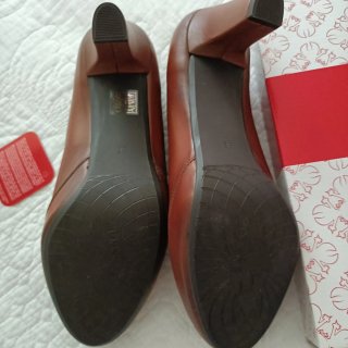 Zapatos Dorking Blesa Marrones Tacon