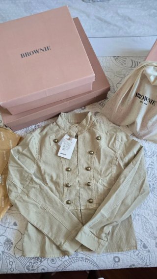 Cazadora Brownie Beige Botones