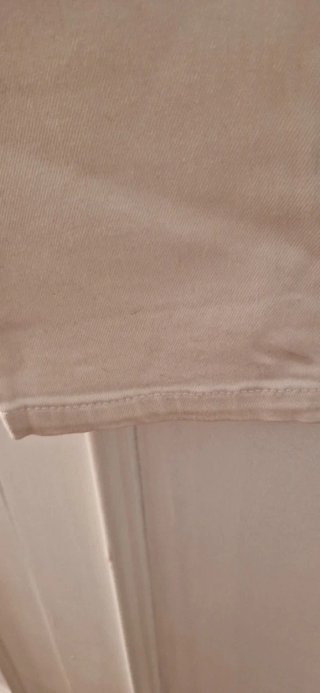 Pantalón tipo vaquero blanco hombre