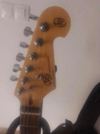 Guitarra electrica SX