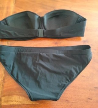 Bikini negro