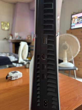 Consola Sony PS5 con 1 mando