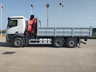 Mercedes ANTOS 26 400--CAMIONES CON GRUA
