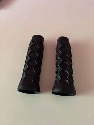 2 Puños Hexacore pádel