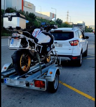 Remolque motos alquiler