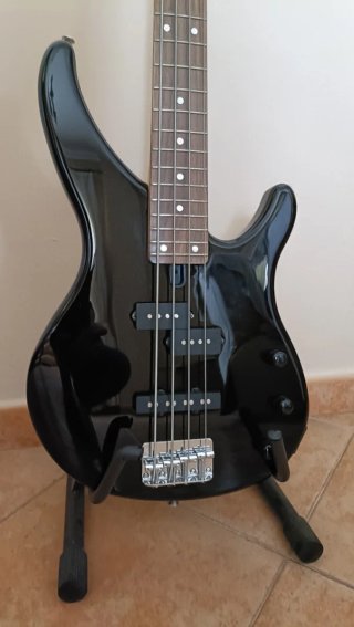 Bajo Eléctrico Negro 4 Cuerdas