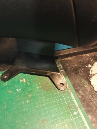 Respaldo Yamaha Maxi Scooter con Catadióptrico