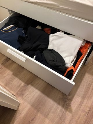 Cama Ikea Blanca con Almacenamiento