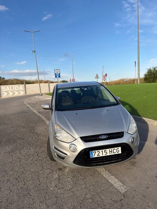 Ford S-MAX 2011