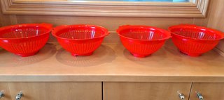 Set 2 Bowls y 6 Coladores Azules, verdes y rojos