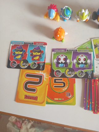 Rabbids y Bungees Colección Figuras y Cartas