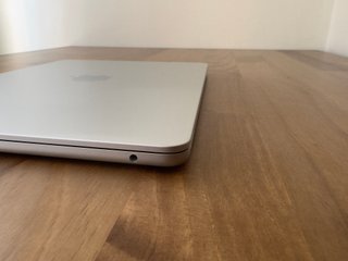 MacBook Air M2 13 8GB/256GB **A estrenar**