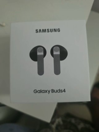 Auriculares nuevos negros