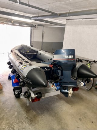 Barca Zodiac 3,80m motor Yamaha 30Cv y remolque