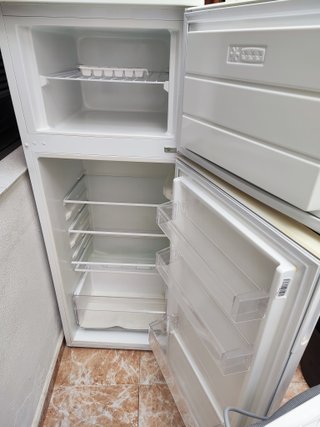 Frigorífico blanco telefunken
