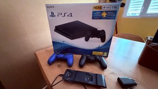 PS4 Slim 1TB Sony Nero