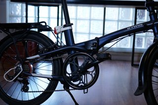 Bicicleta B Twin plegable con portaequipaje
