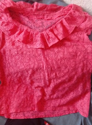 Blusa Coral Talla XL con Volantes