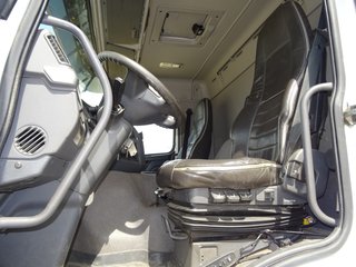 Volvo FMX 410--CAMIONES CON GANCHO