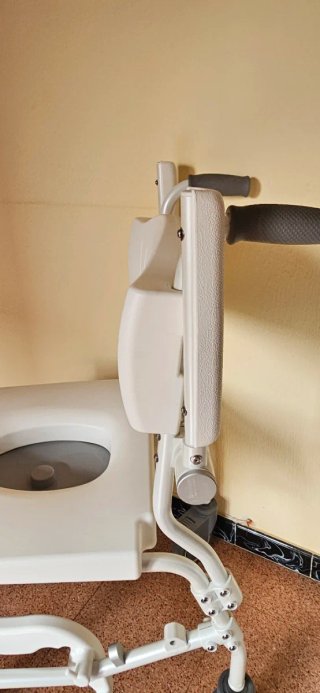 SILLA DUCHA INODORO RUEDAS
