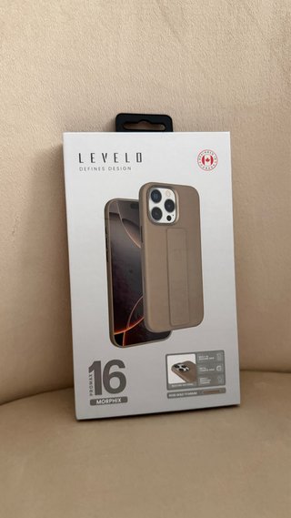 Funda Levelo iPhone 16 Pro Max Marrón