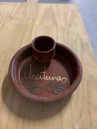 Plato para aceitunas terracota