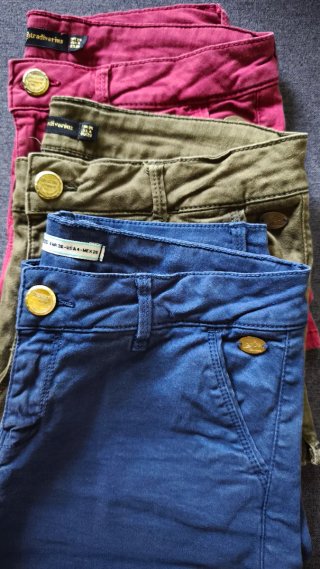 Lote 3 Pantalones Cortos Stradivarius T-36