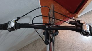 Bicicleta de montaña AGCE