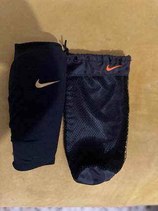 Espinilleras Nike Mercurial