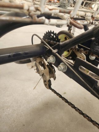 Bicicleta de 3 ruedas con cesta
