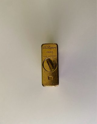 Mechero S.T. Dupont Chapado en Oro