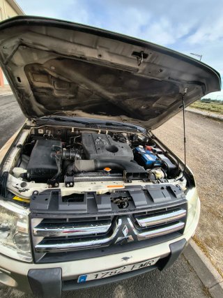 Mitsubishi Montero 2007